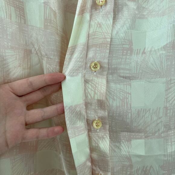 Vintage Lloyd Williams Pink & Cream Satin Button Front Career Blouse Size 4 FLAW - Picture 4 of 15